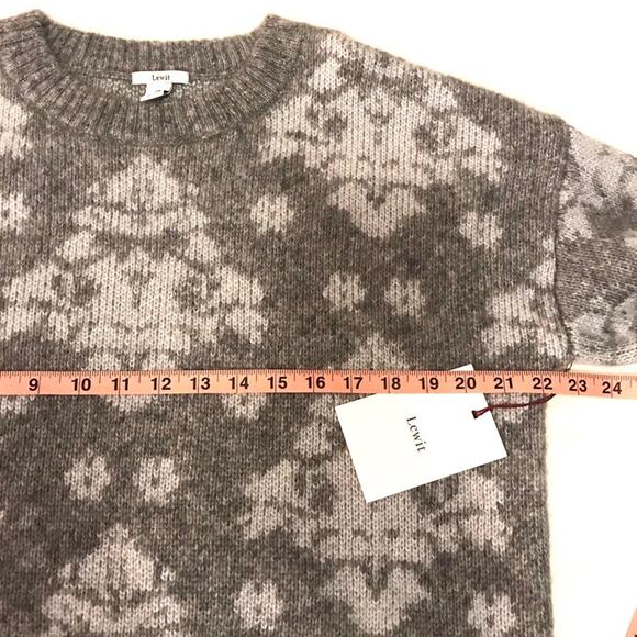 Lewit Wool Jacquard Long Sleeve Pullover sweater - Picture 5 of 8